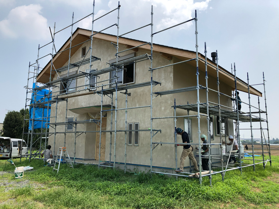 大きな吹き抜けの家