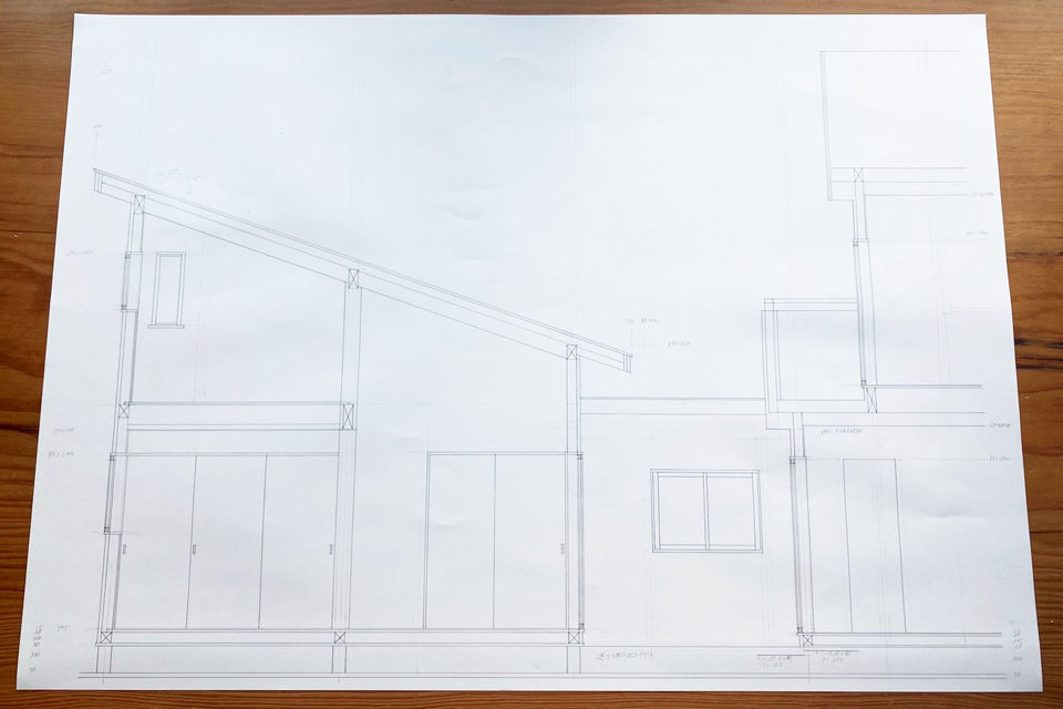 ウッドデッキでつながる家
